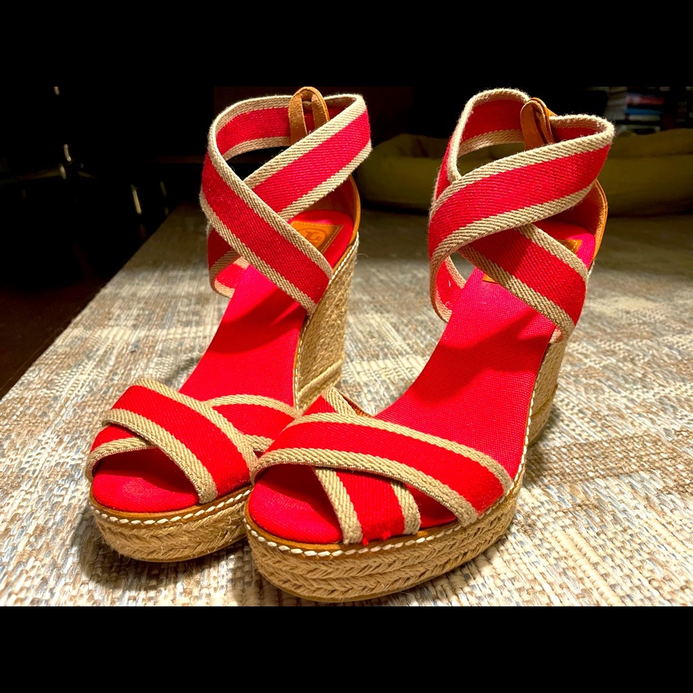 Tory Burch, Red-Cream, Wedge, 8.5; 3”heel plus 1” plateau.